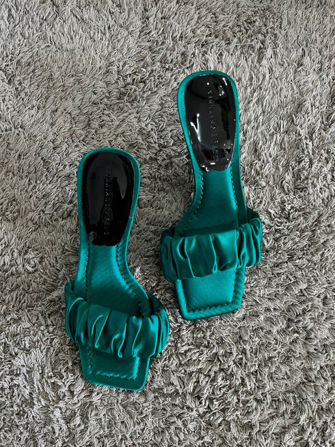 Solid Pleated Satin Open Toe Shallow Mules
